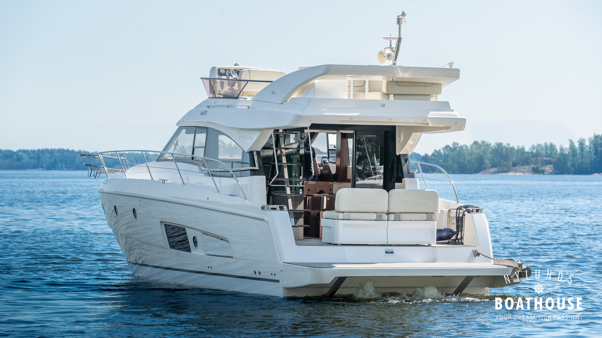 Bavaria Virtess 420 Fly - Image 13