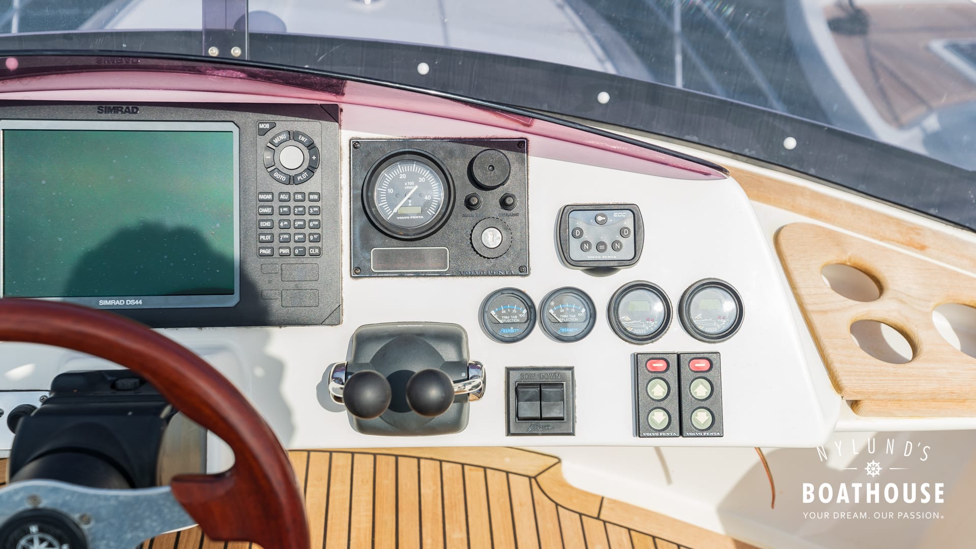 Nord West 390 Flybridge - Image 76