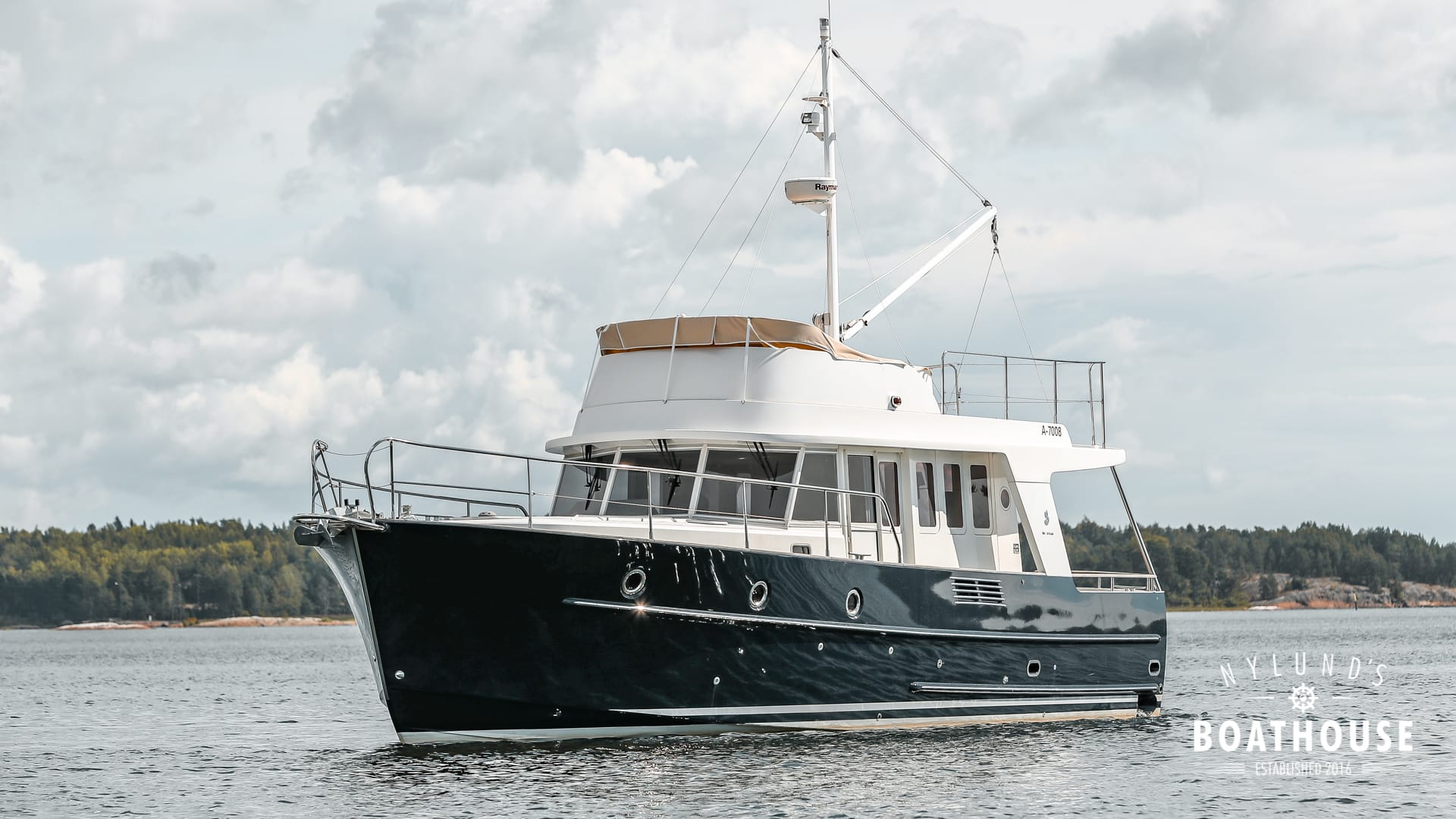 Beneteau Swift Trawler 42 - Image 1