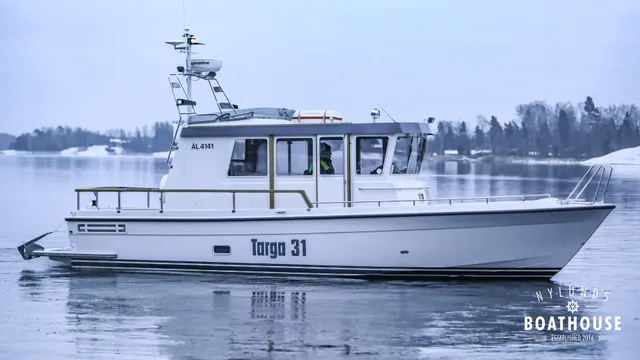 Targa 31 — Cruising