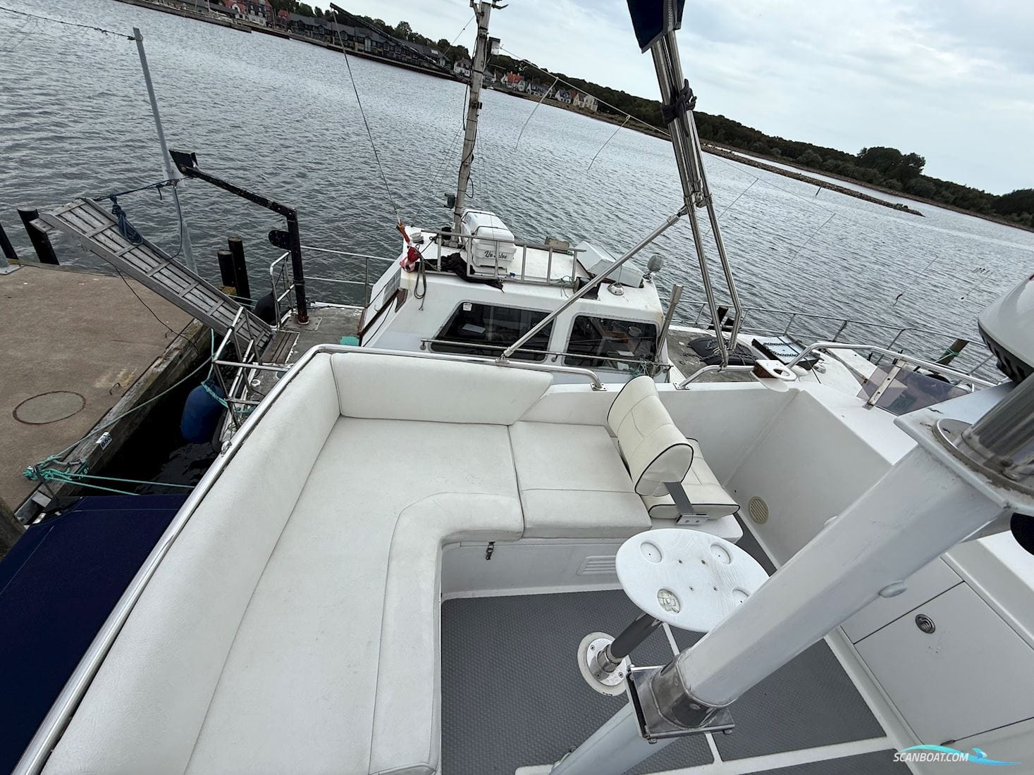 Halvorsen 32 Gourmet Cruiser - Image 9