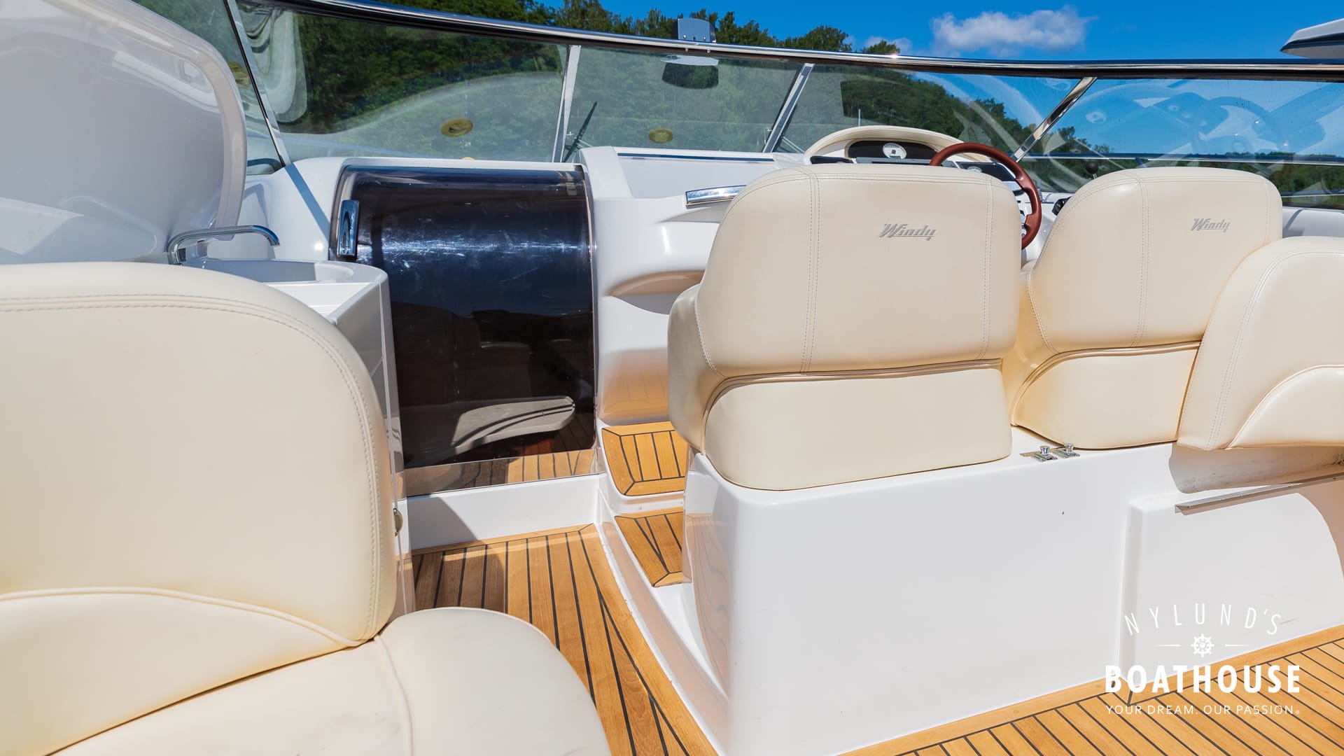 Windy 32 GT - Image 30