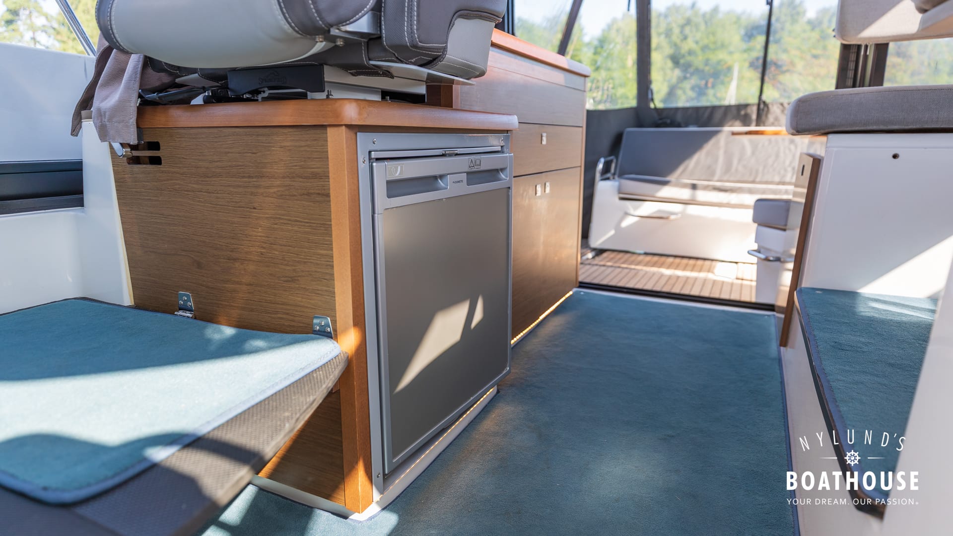 Jeanneau Merry Fisher 895 Cruiser - Image 30