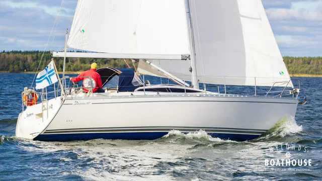 Delphia  D37