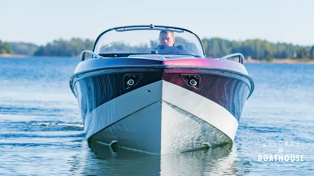 Hydrolift S-24 RR — Merellä