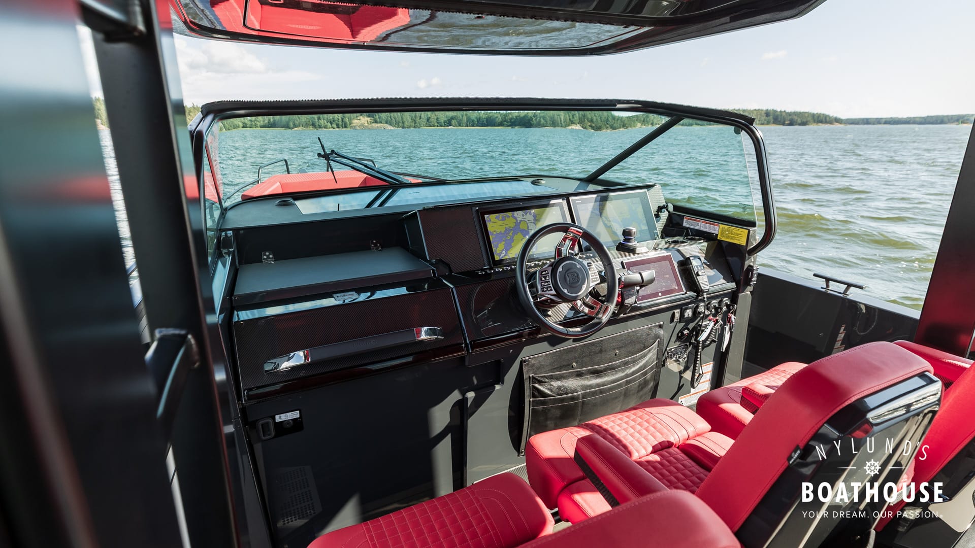 Axopar Brabus Shadow 800 Sun Top - Image 45
