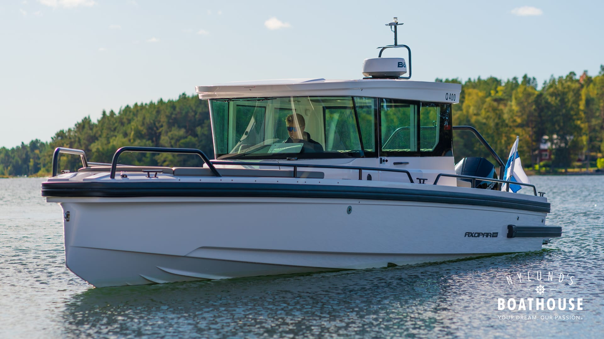 Axopar 28 Cabin - Image 25