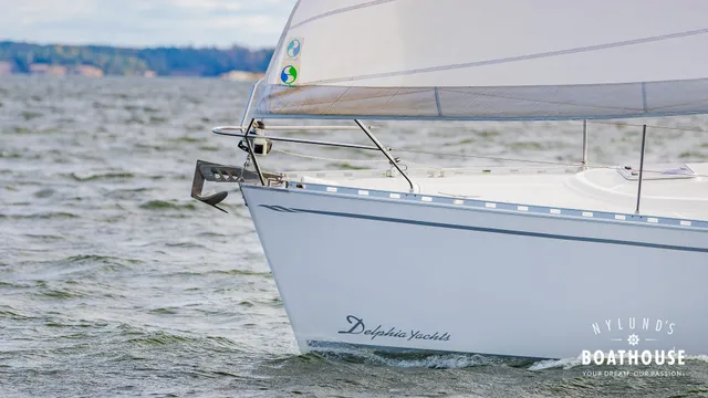 Delphia  D37