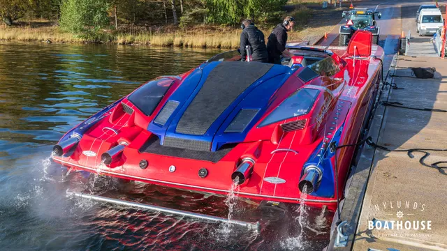 Nor-tech 4300 Supercat Roadster — Cruising