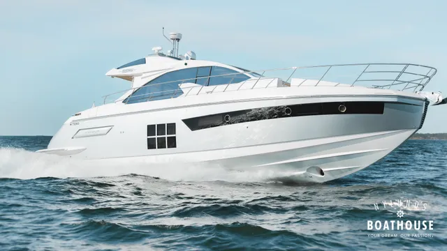 Azimut 55S