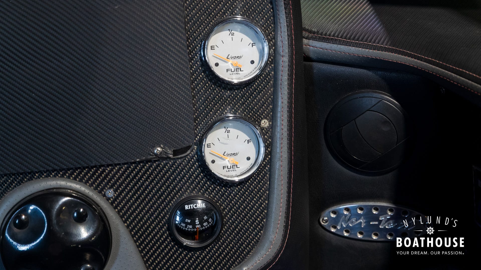 Nor-tech 4300 Supercat Roadster - Image 53