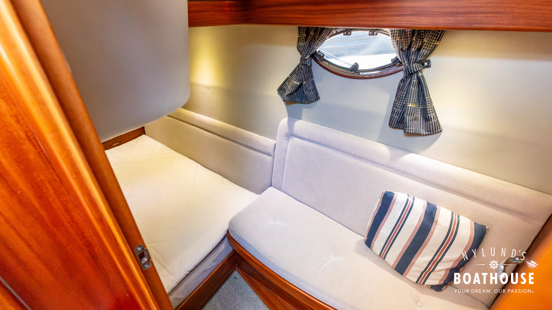 Nord West 370 Flybridge - Image 46