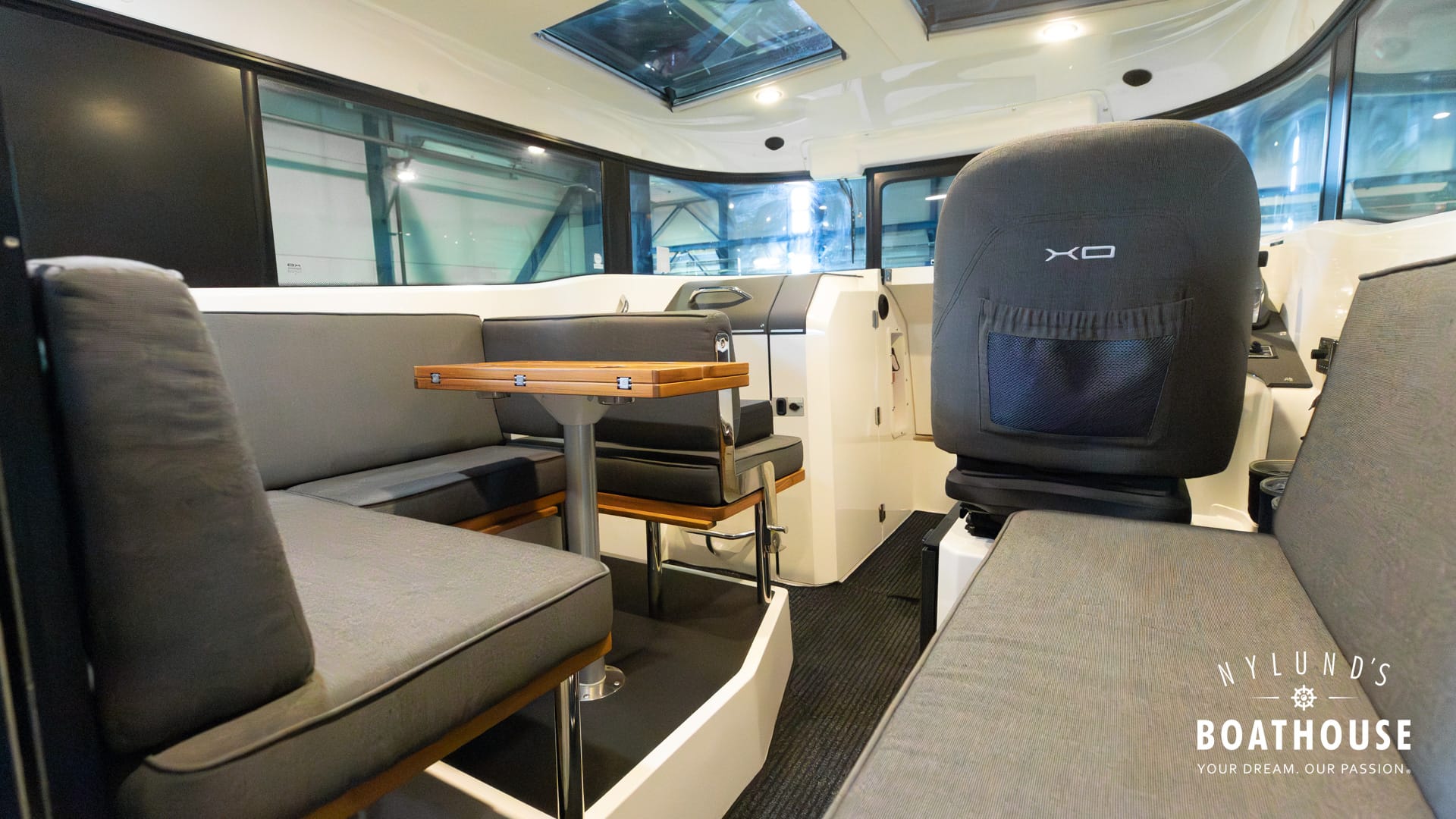 XO 270 RS Cabin OB - Image 37