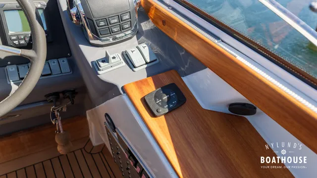 Nimbus 34 Nova S — Interior