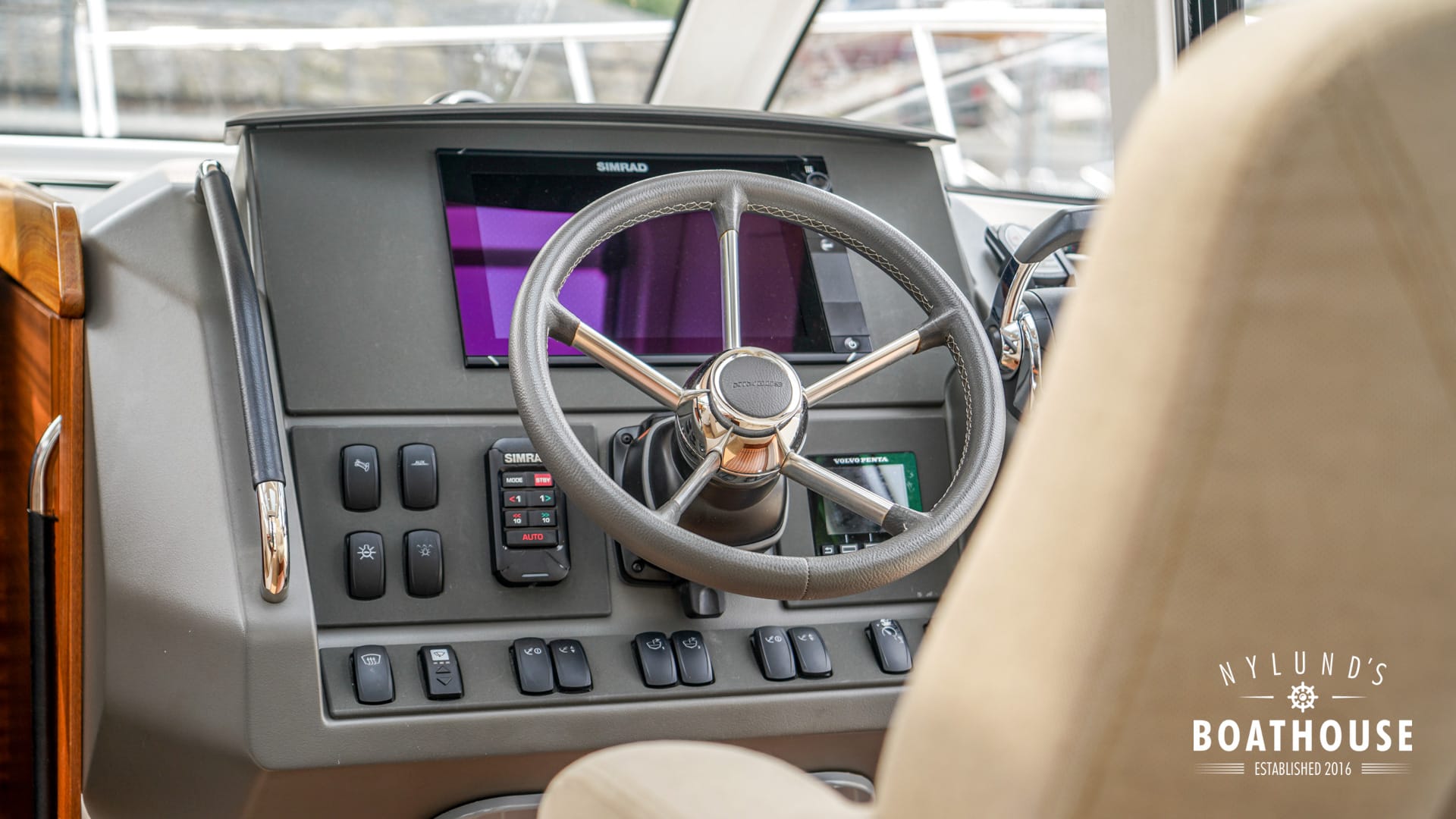 Nimbus 305 Coupé - Image 36
