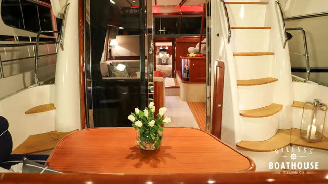 Storebro 435 Commander — Sisätilat