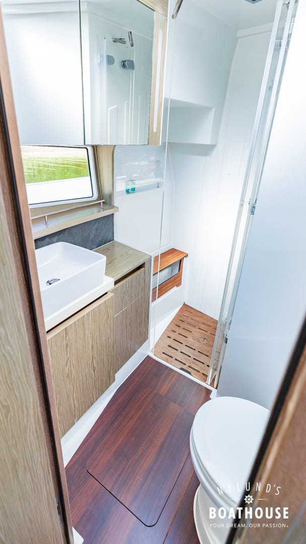 Sealine F430 - Image 75