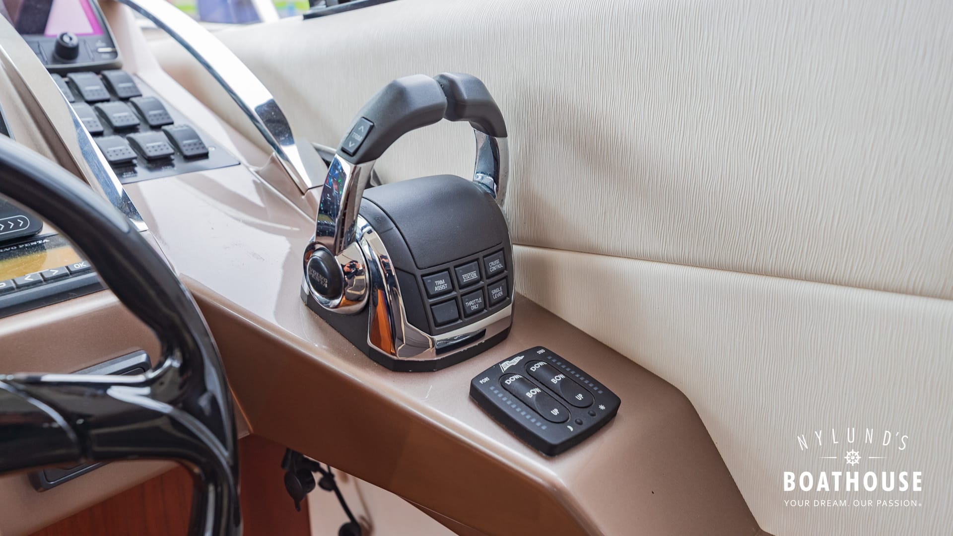 Galeon 340 Fly - Image 57