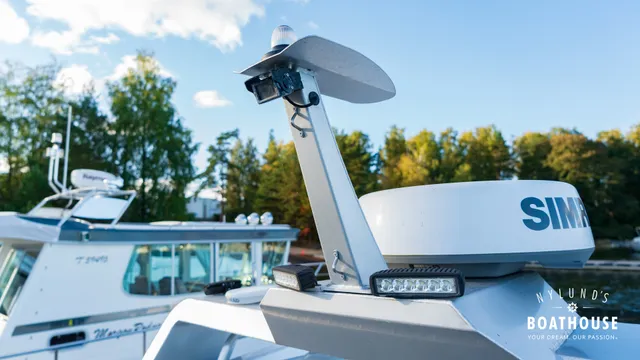 Anytec 868 CAB — Exterior