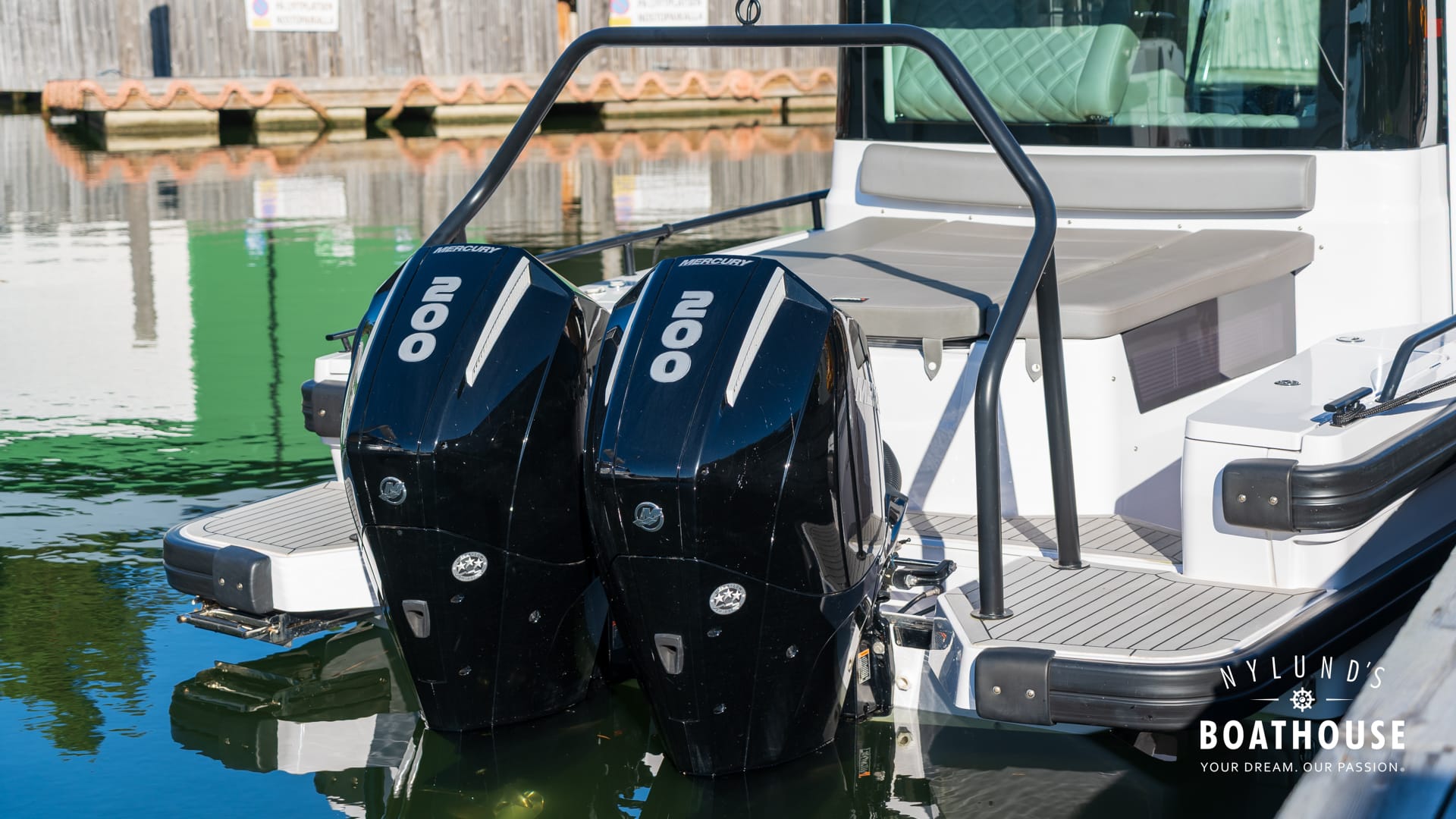 Axopar 28 Cabin - Image 56