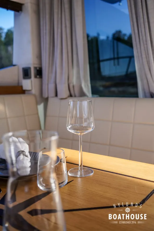 Galeon 430 HTC — Sisätilat