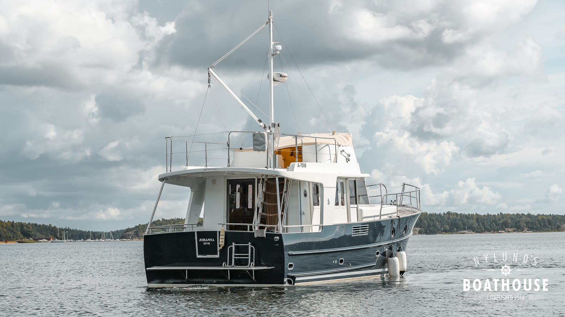 Beneteau Swift Trawler 42 - Image 23