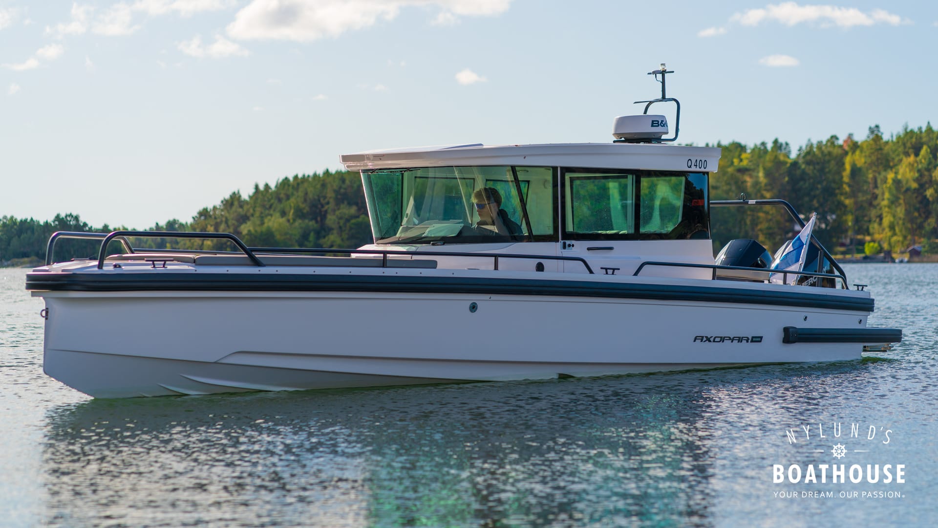 Axopar 28 Cabin - Image 26