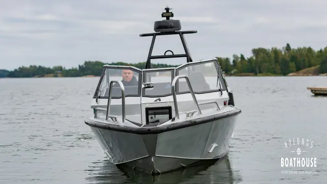 Anytec A23 — Merellä