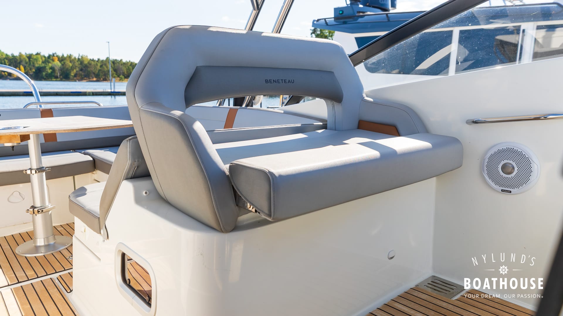 Beneteau Flyer 10 - Image 55