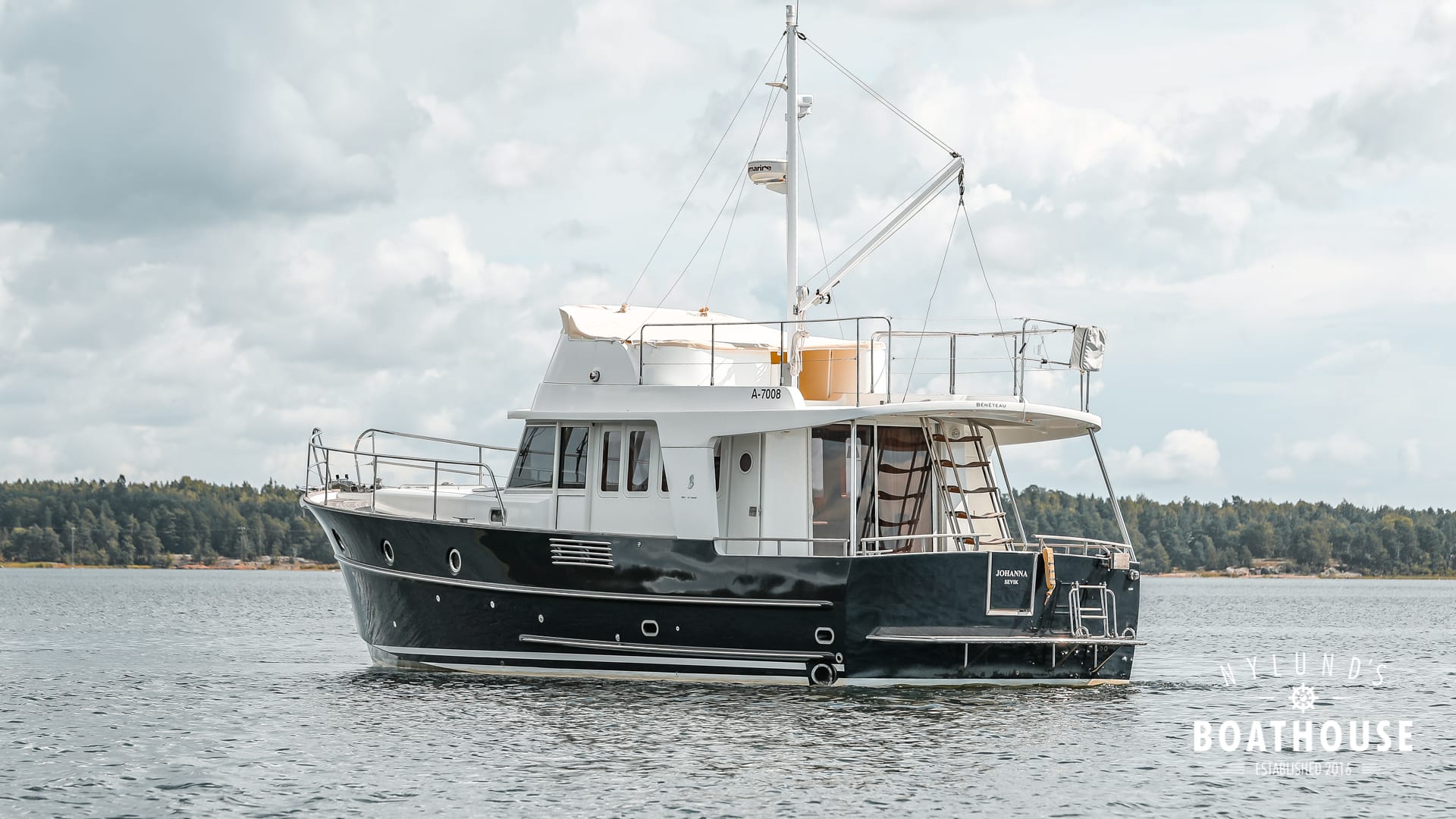 Beneteau Swift Trawler 42 - Image 5