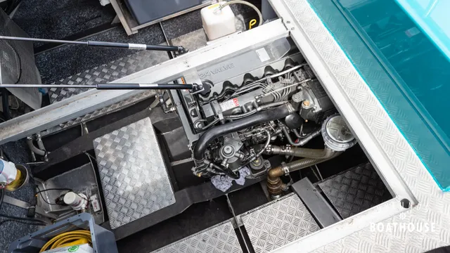 Brizo Yachts 28