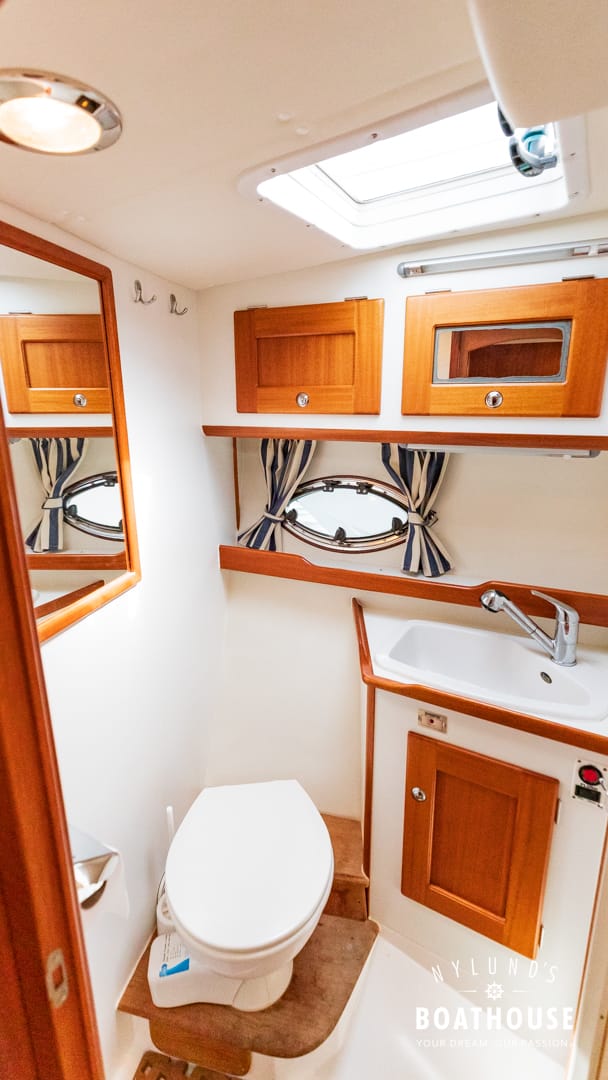 Nord West 390 Flybridge - Image 24