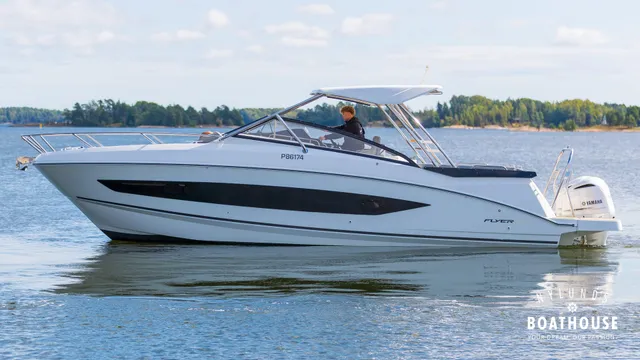 Beneteau Flyer 10 — Cruising
