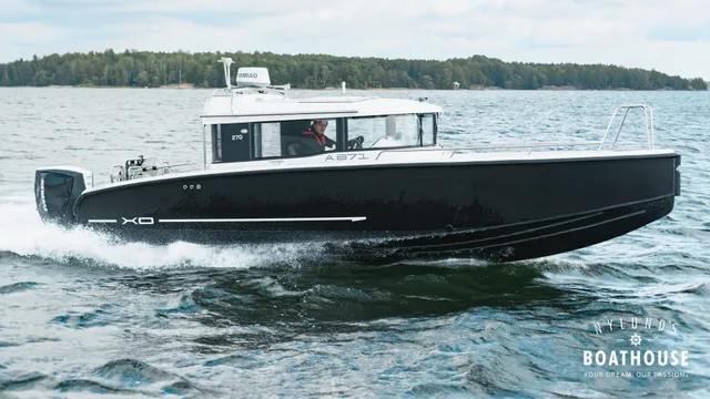 XO 270 RS Cabin OB