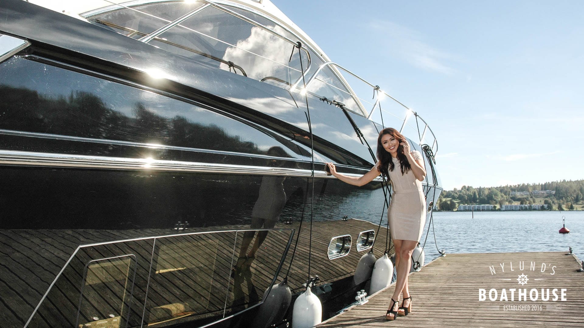 Sunseeker Predator 60 - Image 2