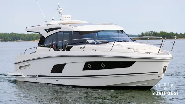 Grandezza 37 CA — Navegando