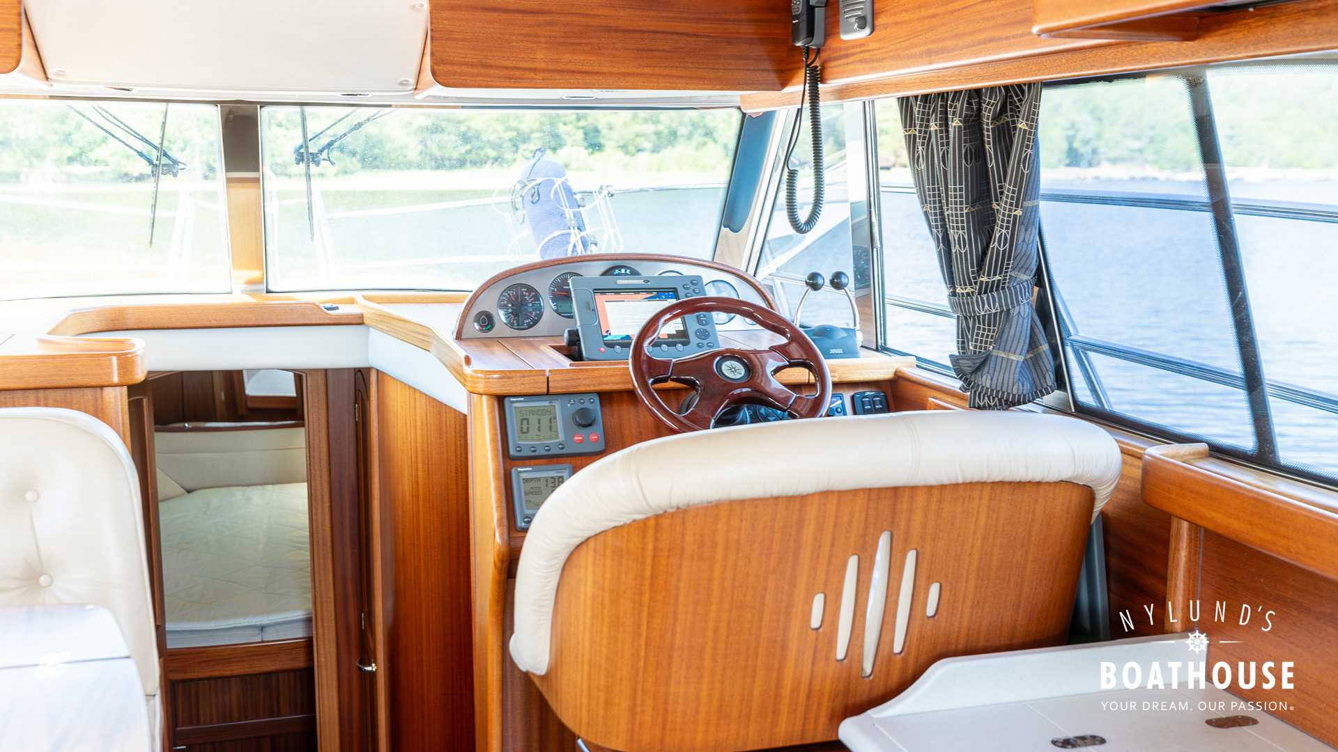 Nord West 370 Flybridge - Image 66