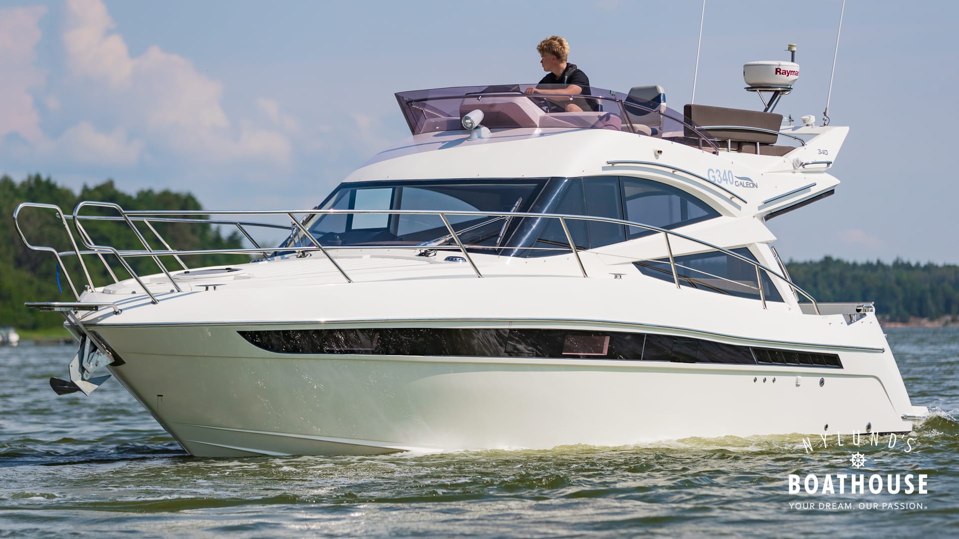Galeon 340 Fly - Image 17