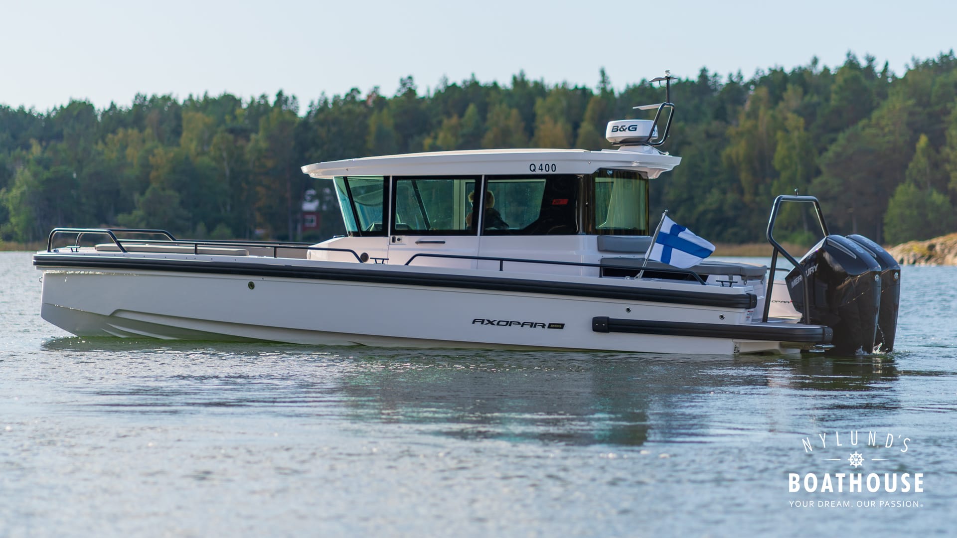 Axopar 28 Cabin - Image 19