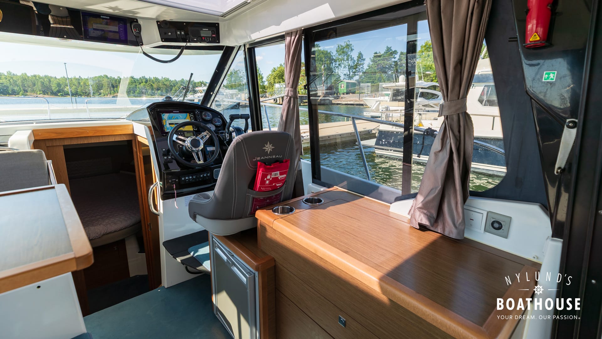 Jeanneau Merry Fisher 895 Cruiser - Image 71