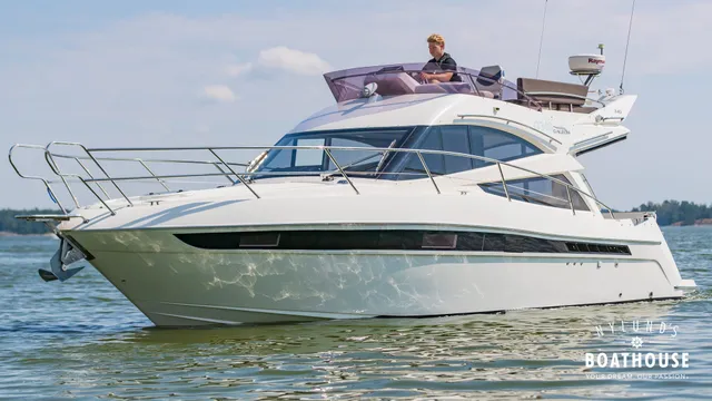 Galeon 340 Fly