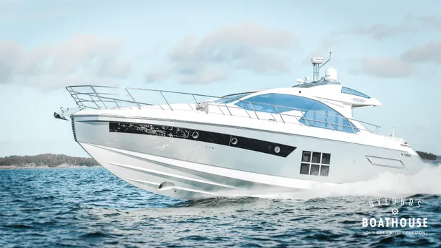 Azimut 55S