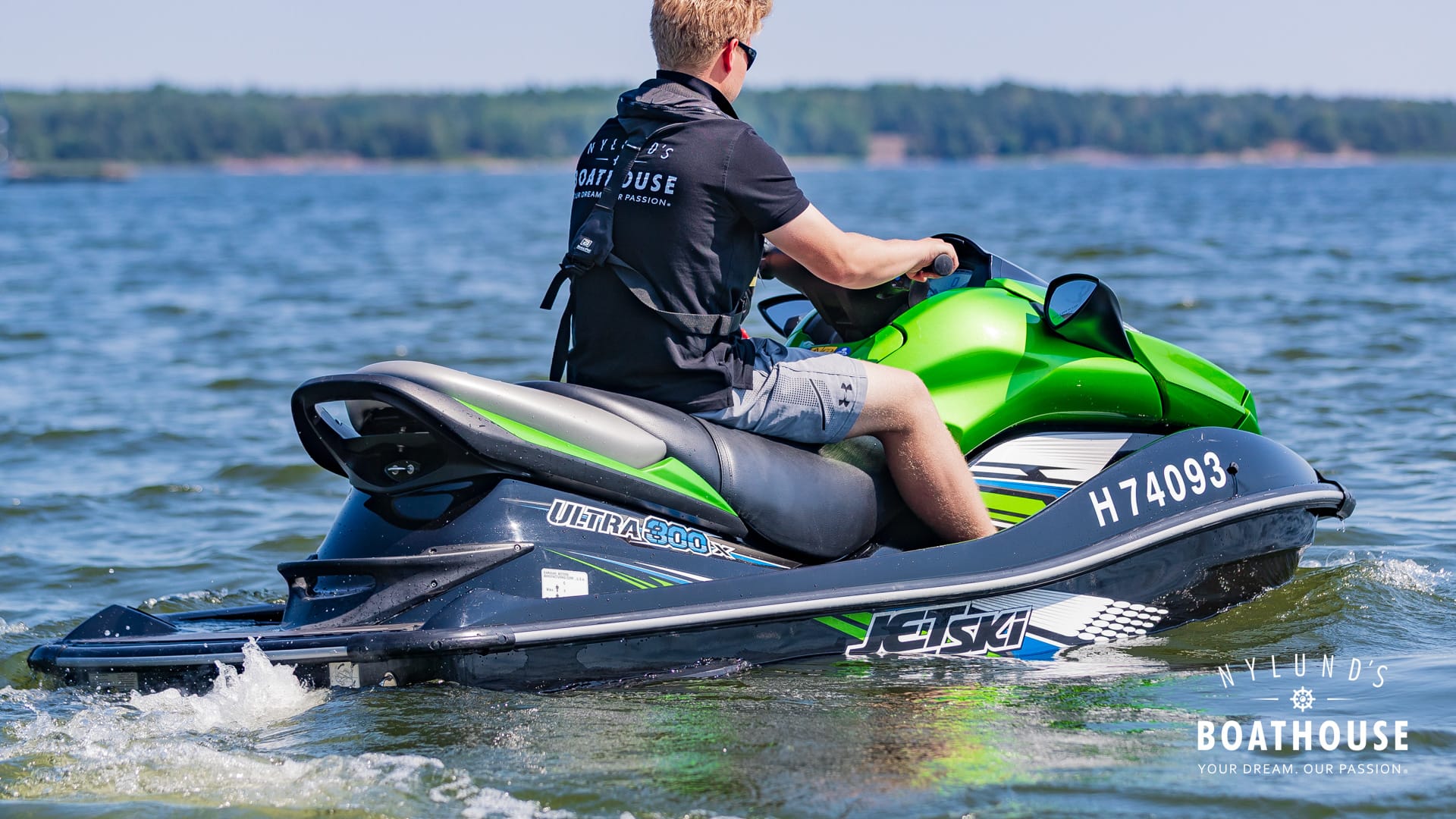 Kawasaki Ultra 300 X - Image 12