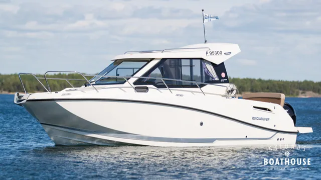 Quicksilver Activ 675 Weekend