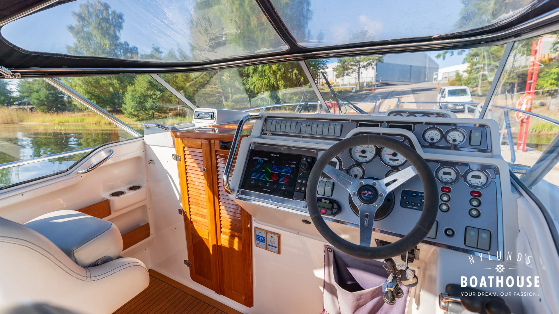 Nimbus 300R Nova - Image 50