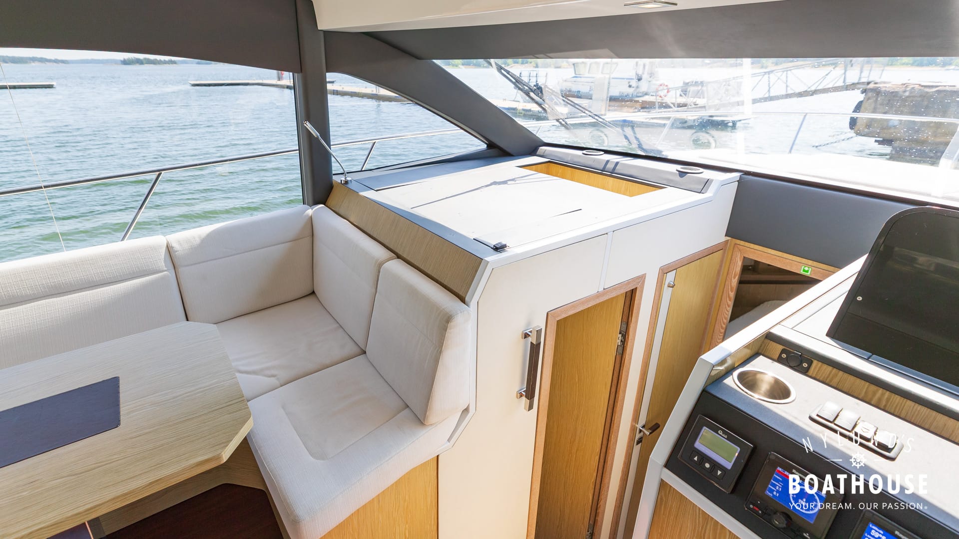 Sealine F430 - Image 31