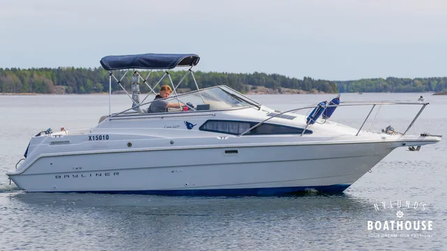 Bayliner Ciera 2655 — En navigation