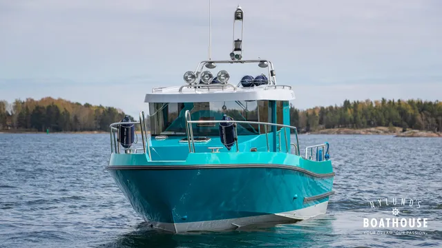 Brizo Yachts 28