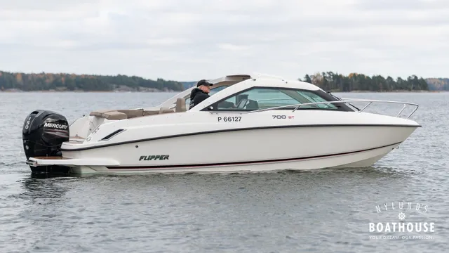 Flipper 700 ST