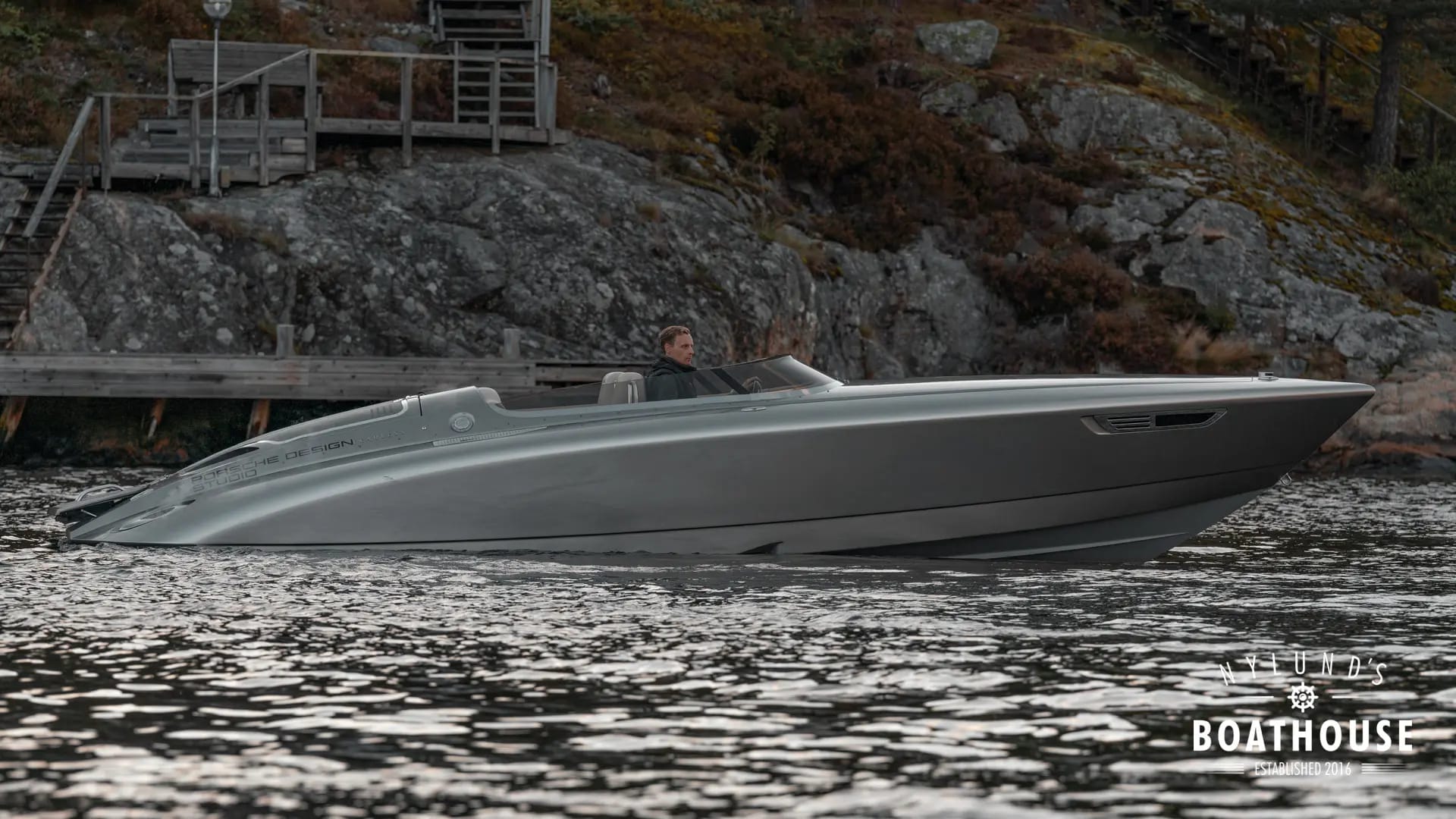 Donzi 28 Fearless Yacht - Image 6